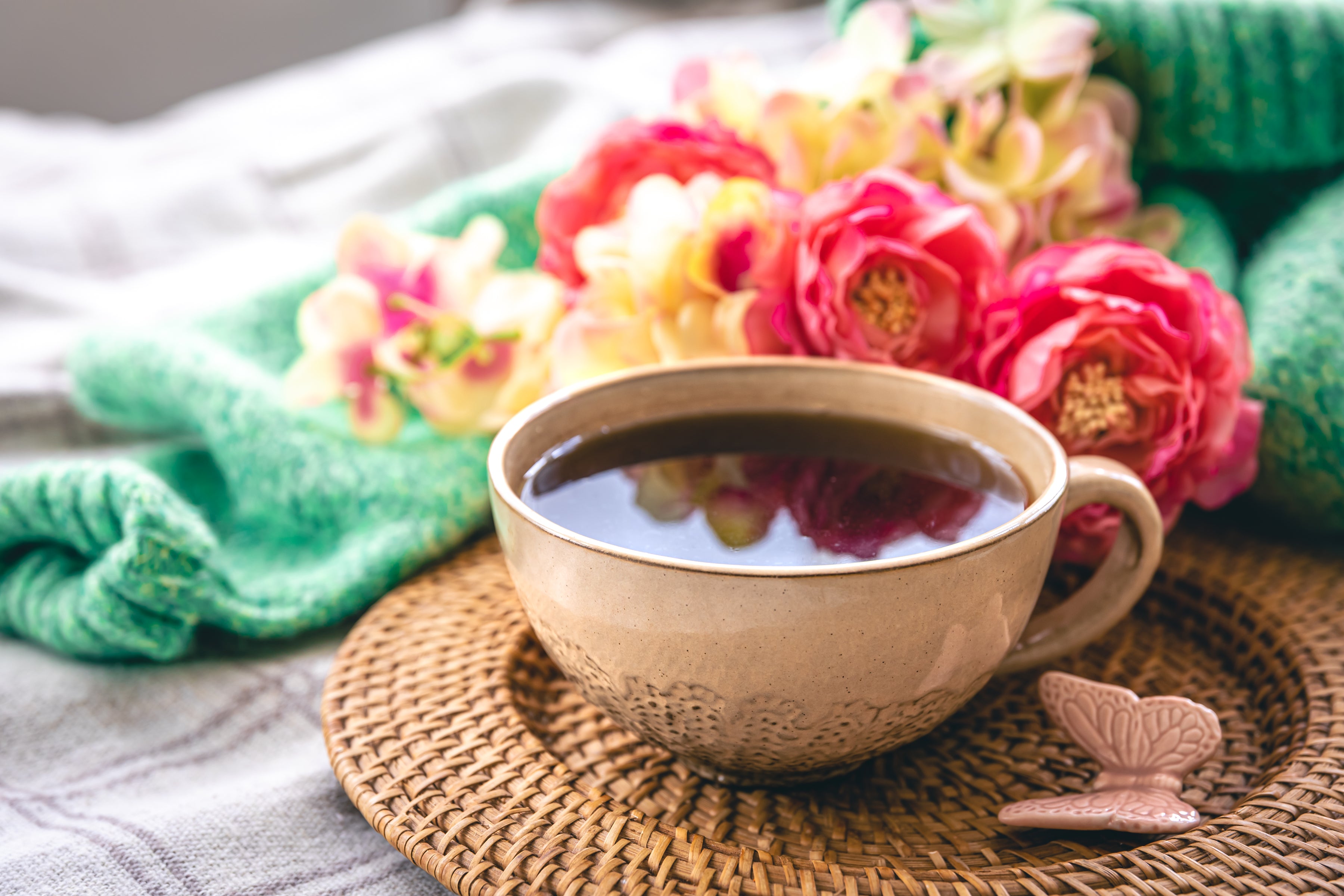 5 Ways Drinking Tea Improves Your Health — Amazing-Solutions.com